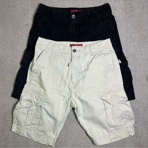 Lot Of 2 Levi’s Cargo Shorts Men’s 32x10 Cream & Black Canvas Baggy Skater Y2K